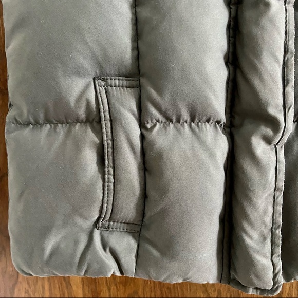 Abercrombie & Fitch Puffy Down Vest - Size Small - Picture 4 of 11